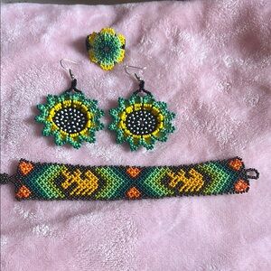 NEW Mexican Beaded Sunflower Jewelry Set